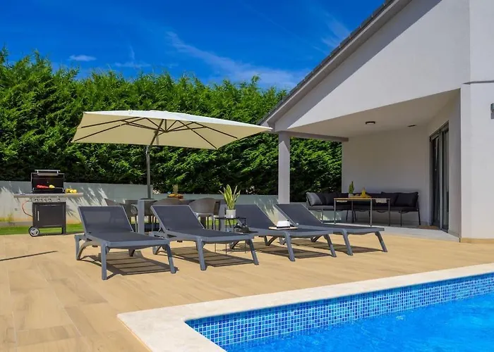 Βίλα Bepo By Istrialux Marčana